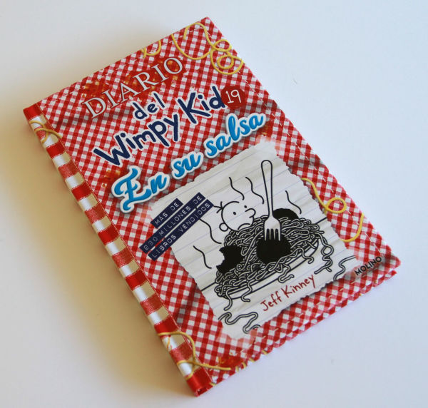 En su salsa (Diario del Wimpy Kid #19) / Hot Mess